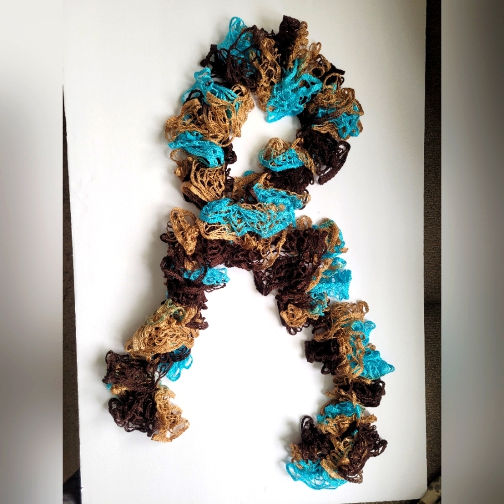 Handmade Ruffle Sashay Turquoise/Brown Scarf